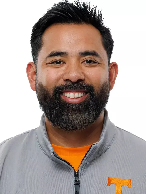 Brian Magbitang Headshot