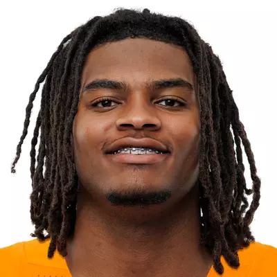 Breeze Carter headshot