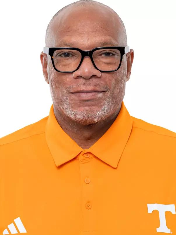 KNOXVILLE, TN - June 18, 2026 - Linebackers Coach William Inge of the Tennessee Volunteers headshot taken in Knoxville, TN. Photo By Andrew Ferguson/Tennessee Athletics