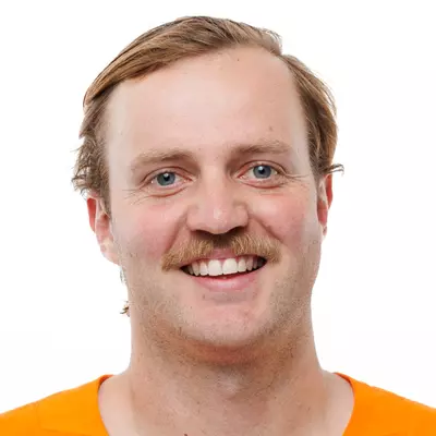 Jackson Ross headshot