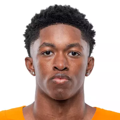 Sidney Walton headshot