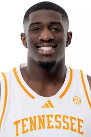 KNOXVILLE, TN - July 15, 2026 - Forward DeWayne Brown II #6 of the Tennessee Volunteers headshot taken in Knoxville, TN. Photo By Andrew Ferguson/Tennessee Athletics