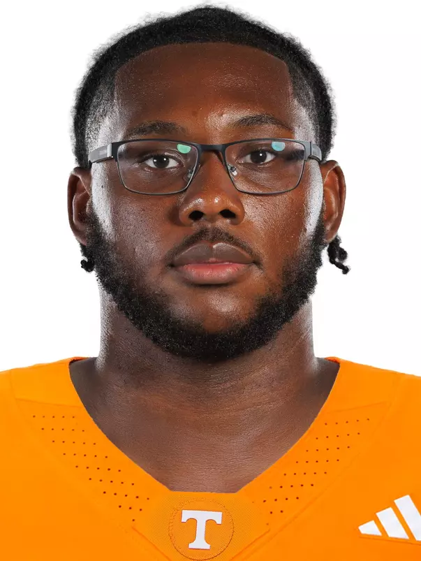 KNOXVILLE, TN - April 23, 2026 - Linebacker Amare Campbell #55 of the Tennessee Volunteers headshot taken in Knoxville, TN. Photo By Andrew Ferguson/Tennessee Athletics