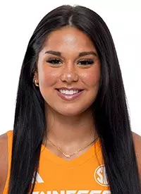 Mackenzie Plante Headshot