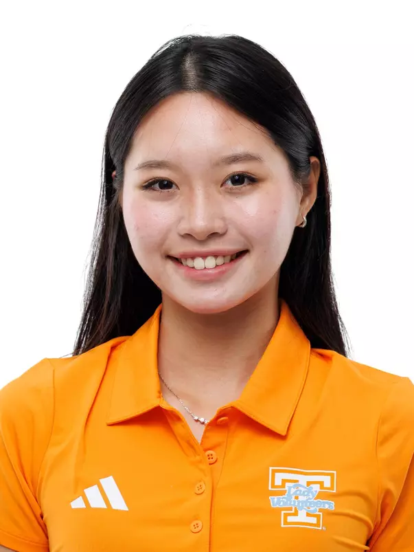 An Le Chuc headshot