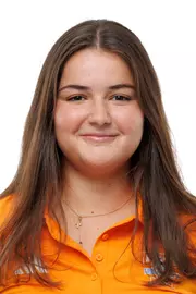 Martina Lopez-Lanchares Headshot