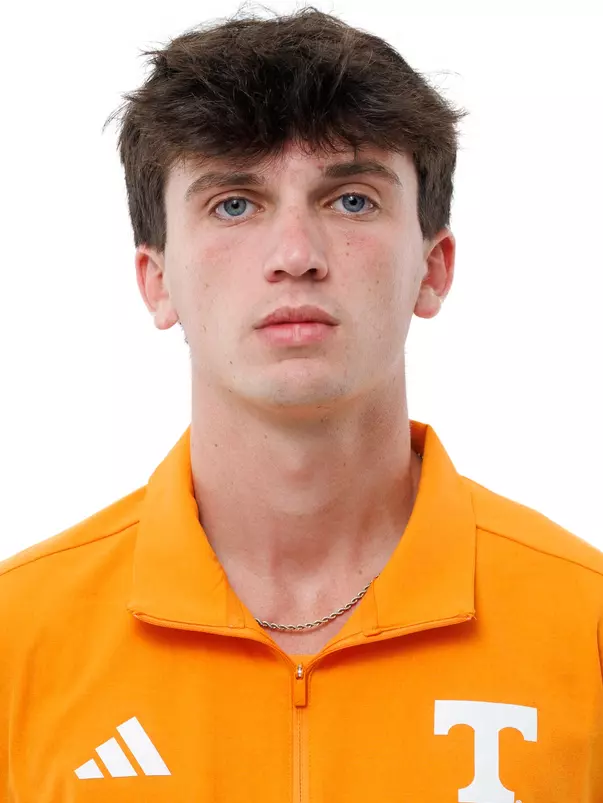 KNOXVILLE, TN - August 25, 2026 - Ethan Edgeworth of the Tennessee Volunteers headshot taken in Knoxville, TN. Photo By Kate Luffman/Tennessee Athletics
