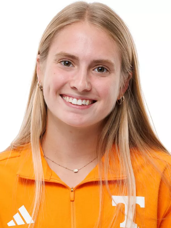 KNOXVILLE, TN - August 25, 2026 - Haley Loewe of the Tennessee Volunteers headshot taken in Knoxville, TN. Photo By Kate Luffman/Tennessee Athletics