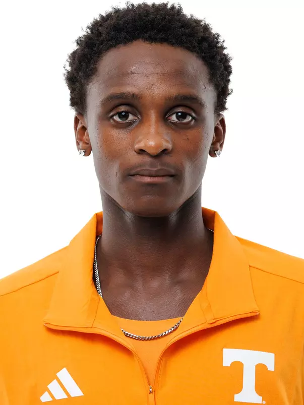 KNOXVILLE, TN - August 25, 2026 - Charlie Mlotshwa of the Tennessee Volunteers headshot taken in Knoxville, TN. Photo By Kate Luffman/Tennessee Athletics