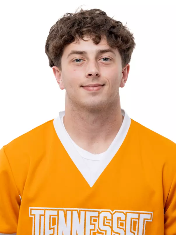 KNOXVILLE, TN - August 14, 2026 - Trae Perron of the Tennessee Volunteers headshot taken in Knoxville, TN. Photo By Andrew Ferguson/Tennessee Athletics