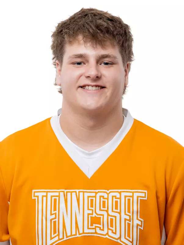 KNOXVILLE, TN - August 14, 2026 - Jr Garges of the Tennessee Volunteers headshot taken in Knoxville, TN. Photo By Andrew Ferguson/Tennessee Athletics