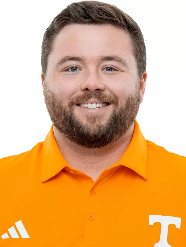 KNOXVILLE, TN - July 28, 2026 - Special Teams Coordinator Evan Crabtree of the Tennessee Volunteers headshot taken in Knoxville, TN. Photo By Andrew Ferguson/Tennessee Athletics