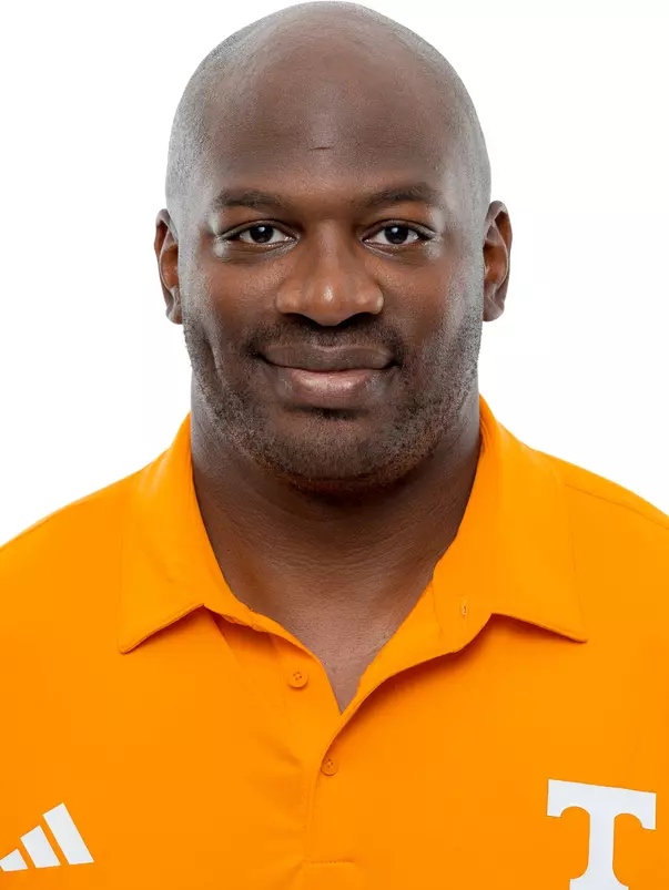 KNOXVILLE, TN - July 28, 2026 - LEOs Coach Andrew Jackson of the Tennessee Volunteers headshot taken in Knoxville, TN. Photo By Andrew Ferguson/Tennessee Athletics