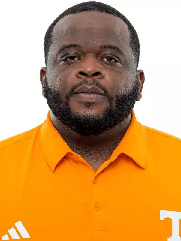 KNOXVILLE, TN - July 28, 2026 - Coordinator of Recruiting Strategy Miles Robinson of the Tennessee Volunteers headshot taken in Knoxville, TN. Photo By Andrew Ferguson/Tennessee Athletics