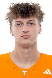 KNOXVILLE, TN - September 02, 2026 - Wide receiver Doren Sacha #26 of the Tennessee Volunteers headshot taken in Knoxville, TN. Photo By Andrew Ferguson/Tennessee Athletics
