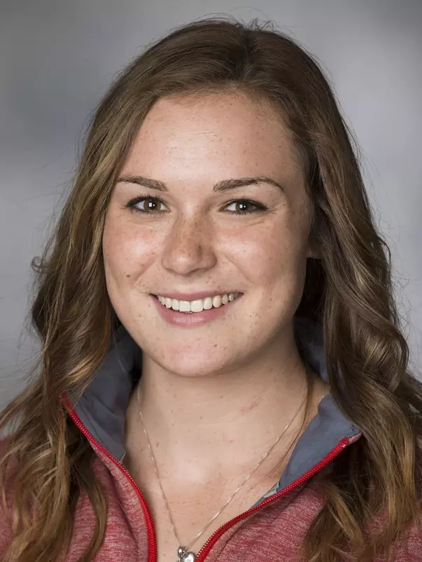 Lauren Williams Headshot