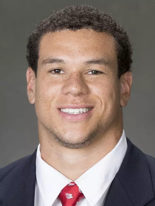 Jesse Hayes headshot 2015