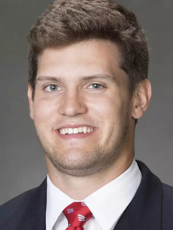 Derek Straus Head Shot