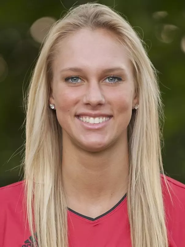 Kelli Bates Head Shot