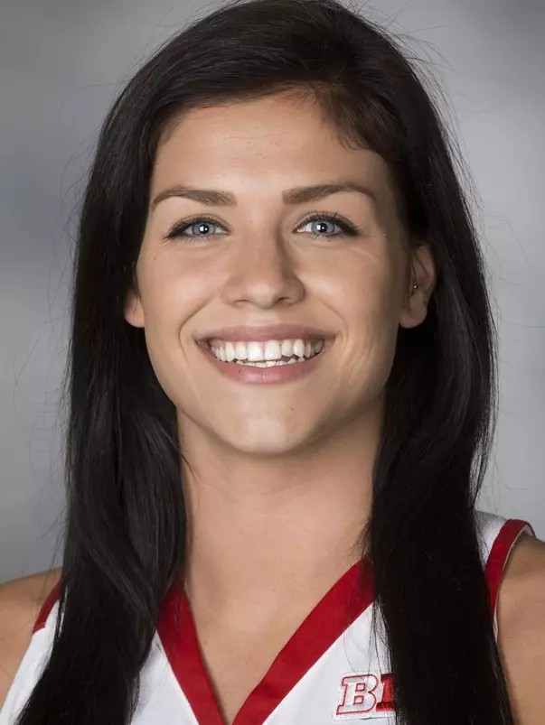 Tessa Cichy Head Shot