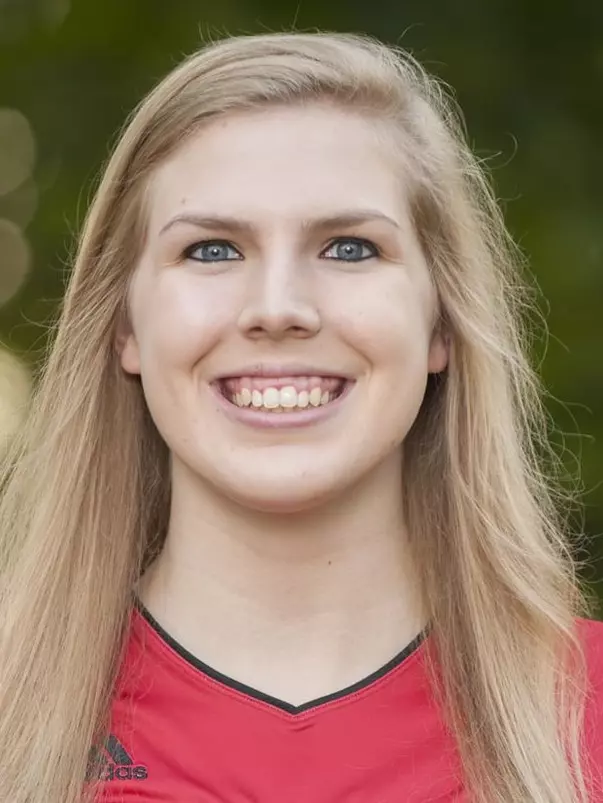 Julia Saunders Head Shot