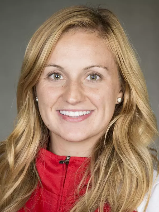 Jenny Holtzen Headshot