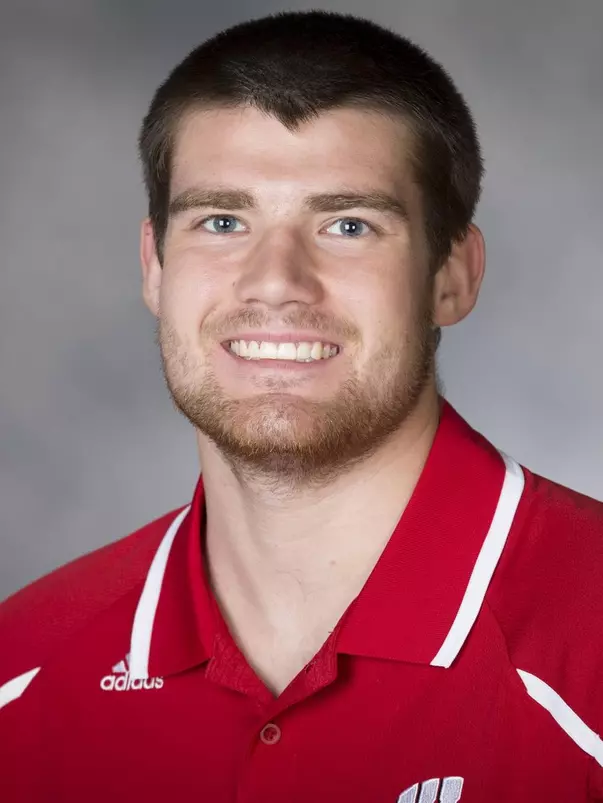 Taylor Steeno headshot