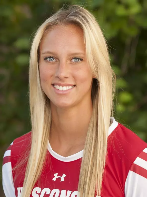 Kelli Bates 2016 Head shot