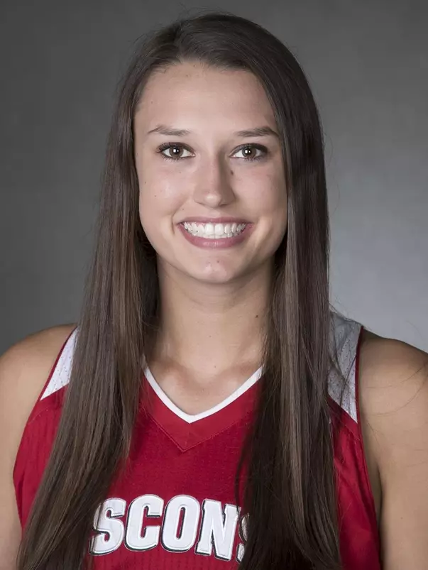 Abby Laszewski 2016 head shot