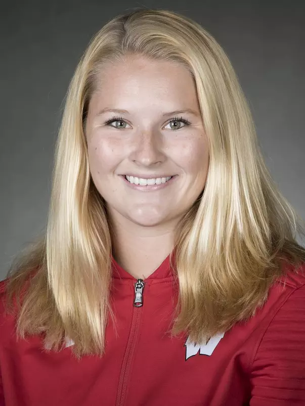 Ashley Peterson Headshot