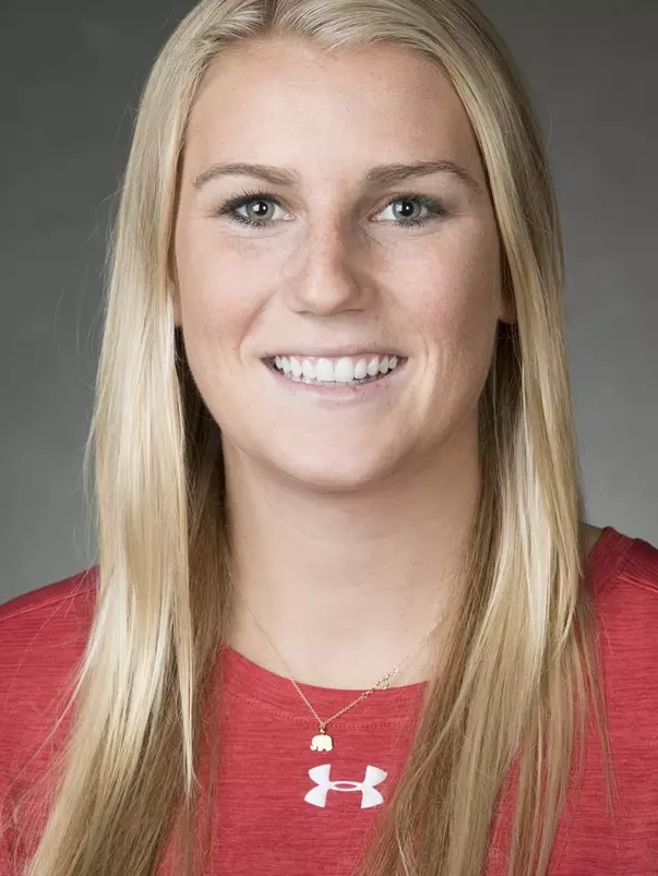 Annie Pankowski Head Shot