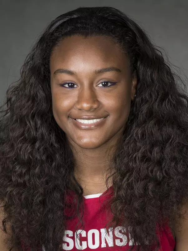 Niya Beverely headshot in uniform