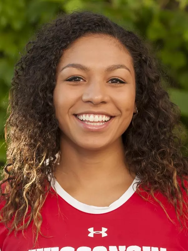 Lauryn Gillis headshot in uniform