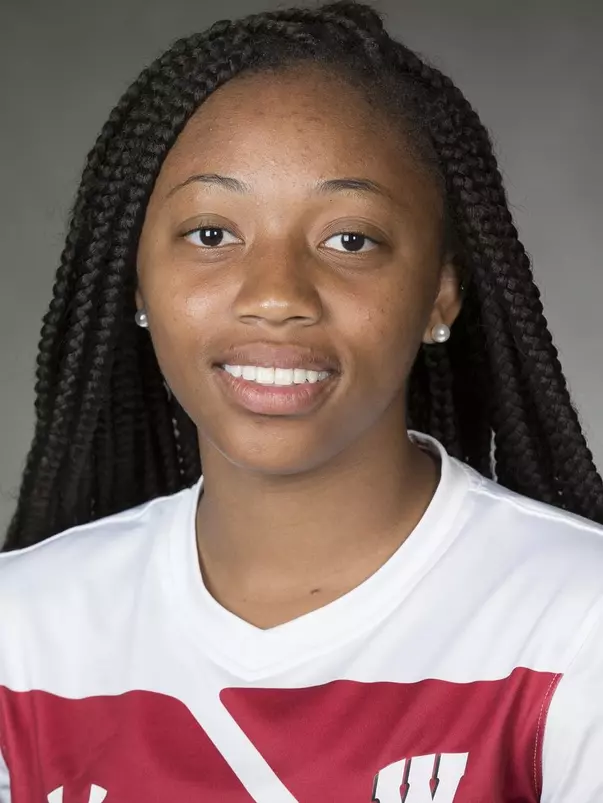 Carmyn Hayes Headshot