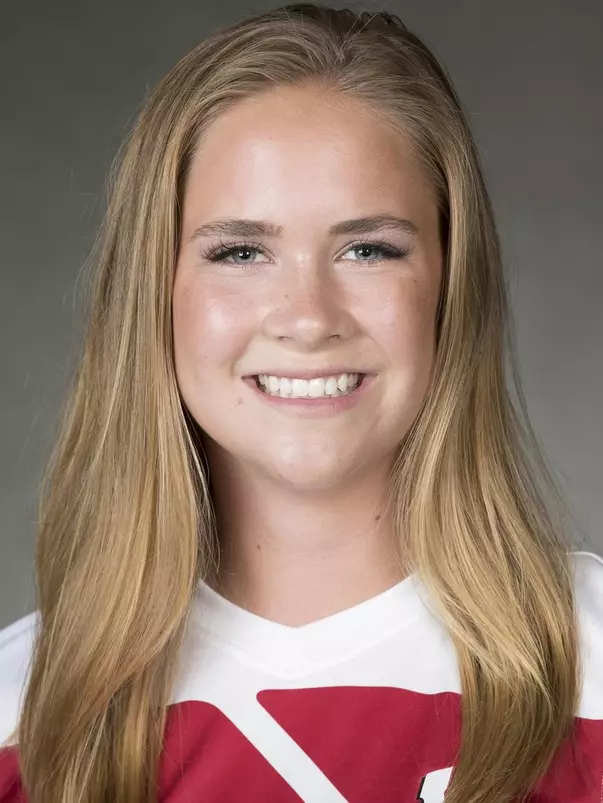 Alaina Snedden Headshot