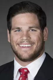 Hunter Ritter headshot in suit