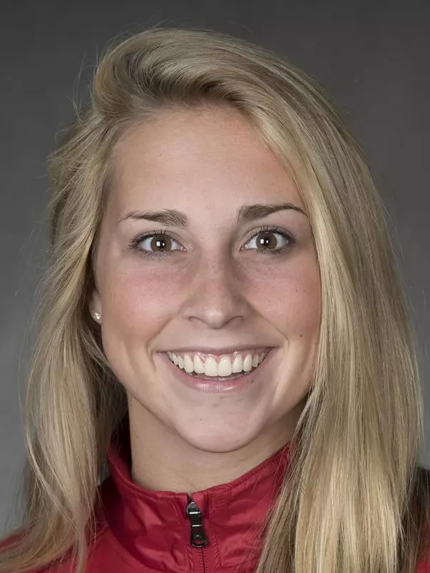 Molly Manchon Headshot 2017