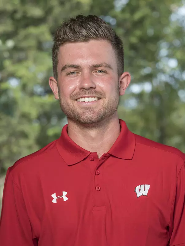 Headshot of Brett Robinson (2017)