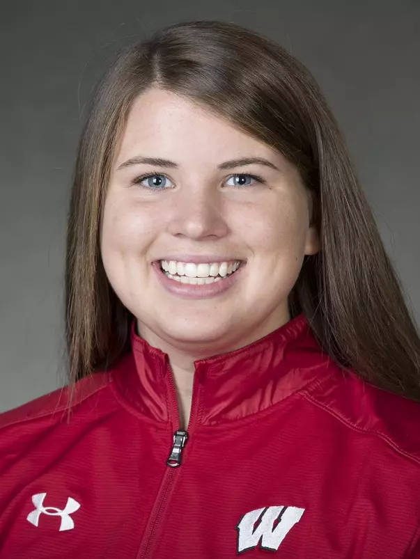 Nikki Cece Headshot - 2017-2018