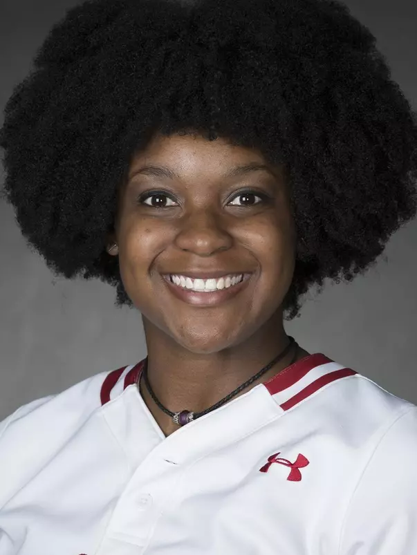 Mariah Watts Headshot