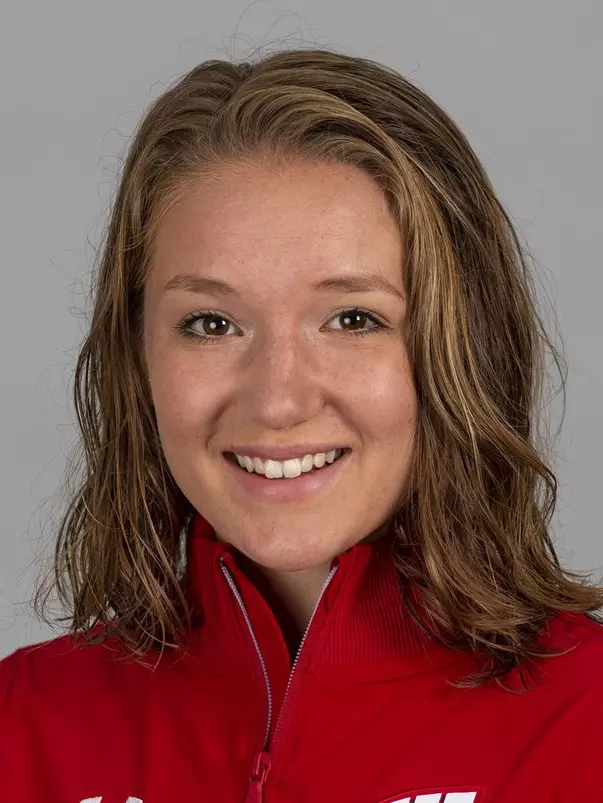 Vivian Hacker Headshot 2018