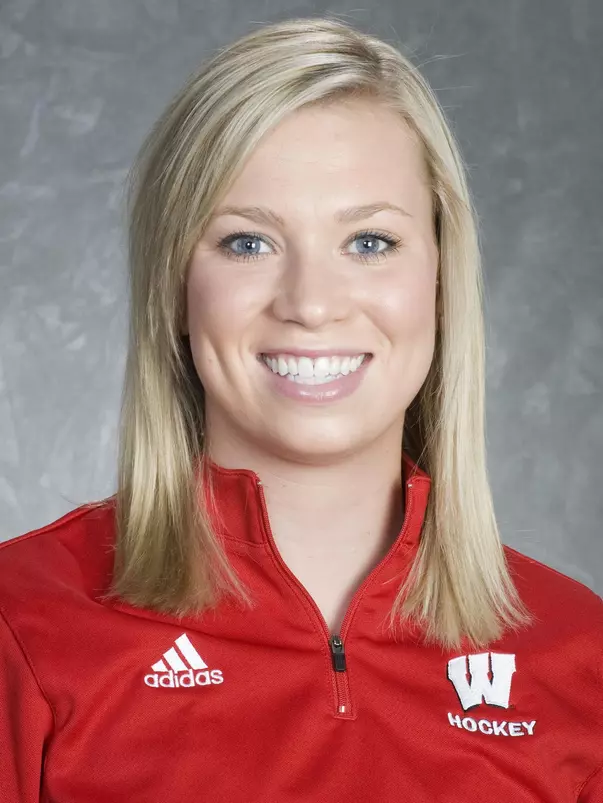 MADISON, WI - AUGUST 29: 2008-09 Wisconsin Women's Hockey team. (Photo by David Stluka)