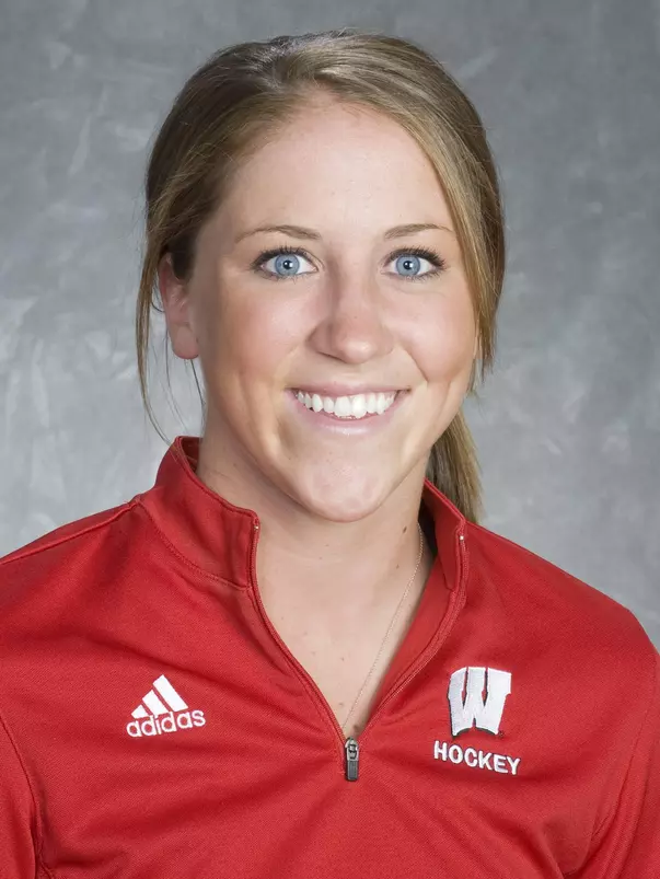 MADISON, WI - AUGUST 29: 2008-09 Wisconsin Women's Hockey team. (Photo by David Stluka)