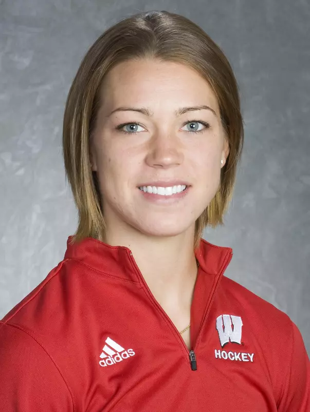 MADISON, WI - AUGUST 29: 2008-09 Wisconsin Women's Hockey team. (Photo by David Stluka)