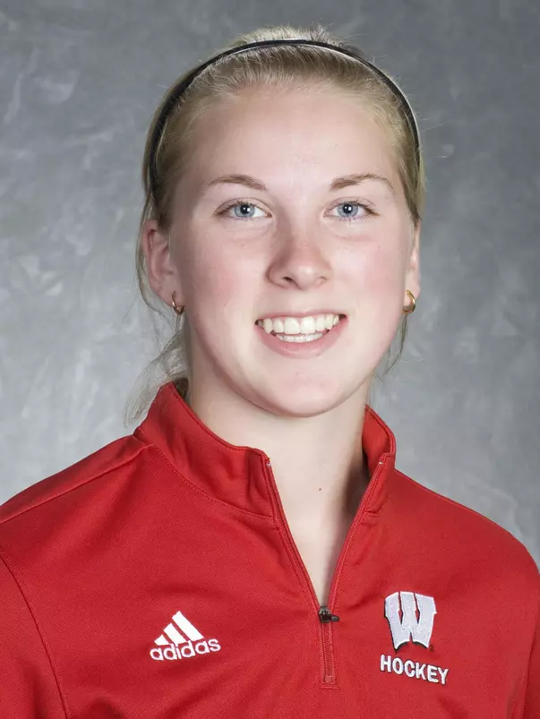 MADISON, WI - AUGUST 29: 2008-09 Wisconsin Women's Hockey team. (Photo by David Stluka)