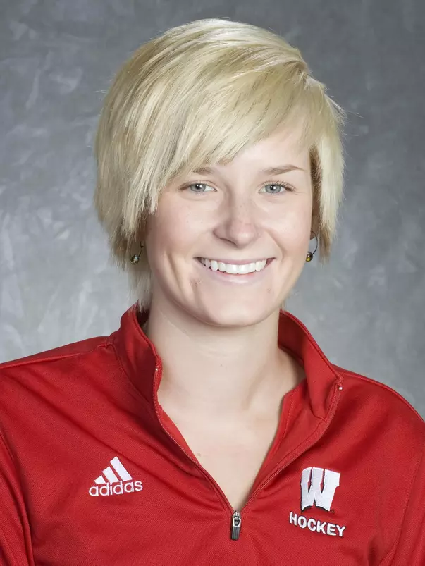 MADISON, WI - AUGUST 29: 2008-09 Wisconsin Women's Hockey team. (Photo by David Stluka)