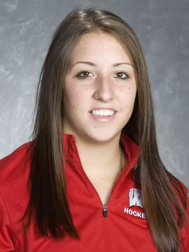 MADISON, WI - AUGUST 29: 2008-09 Wisconsin Women's Hockey team. (Photo by David Stluka)