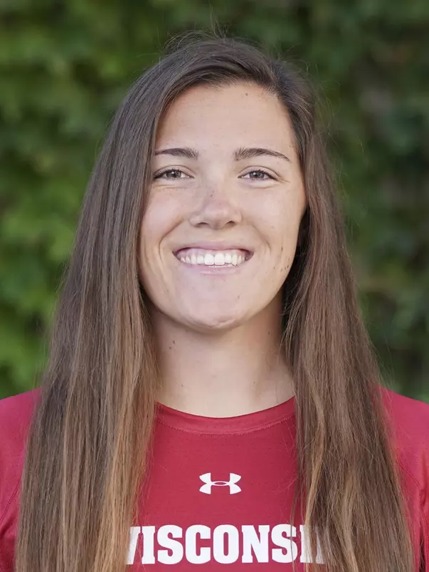 Daniella Hart Headshot