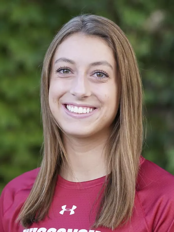 Anna MacDonald Headshot