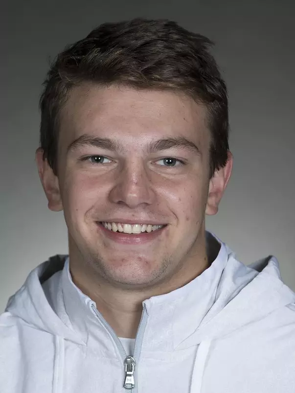 Taz Abramowicz Headshot 2019-20